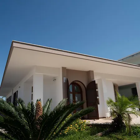 I Tre Sogni House Apartment Ugento